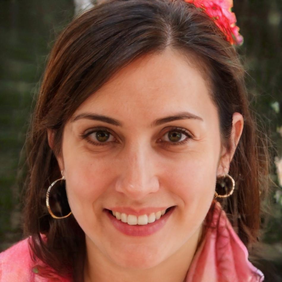 Portrait of Aoife Brennan, Lead Facilitator at Hyjywae